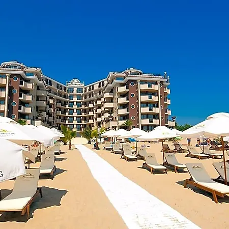 Golden Rainbow Vip Hotel