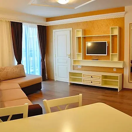 Hotel Golden Rainbow Vip