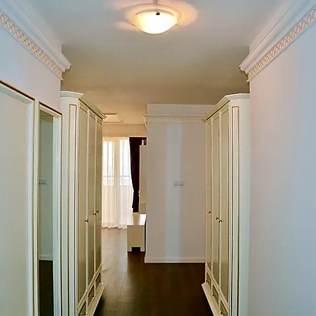 Golden Rainbow Vip Hotel 3*